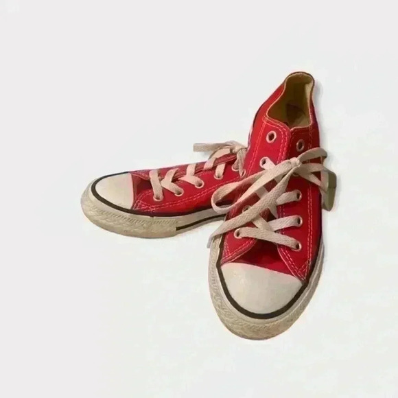 Converse red sneakers - Picture 2 of 6